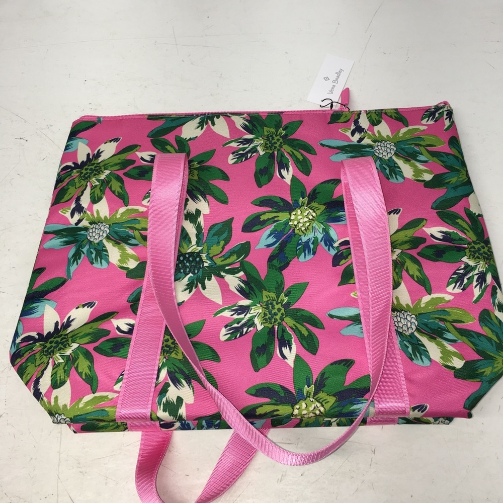 Brand new large Vera Bradley cooler tote